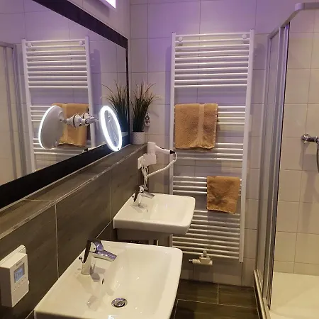 Hoefti Guest house *